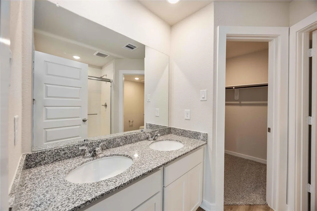 Photo of 819 Clear Valley Lane