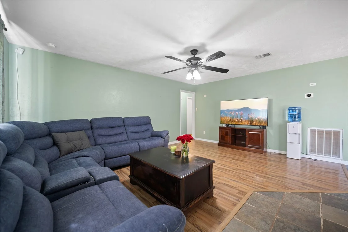 Photo of 306 Jill Street