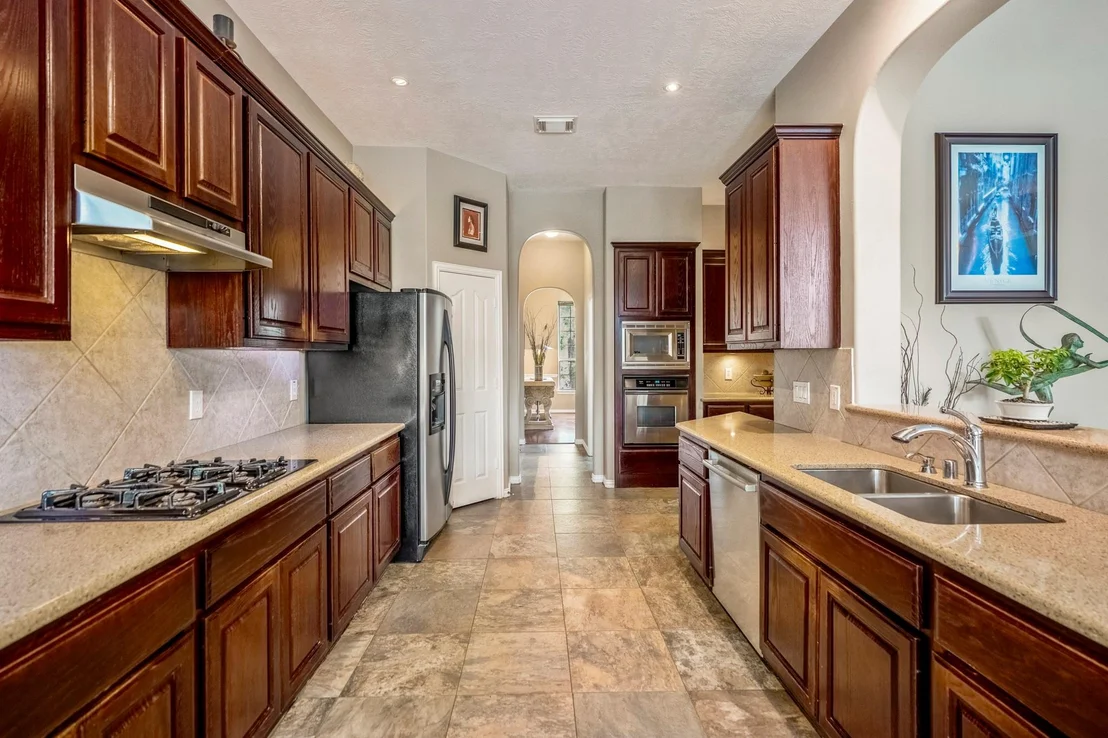 Photo of 6811 Pinehearth Court