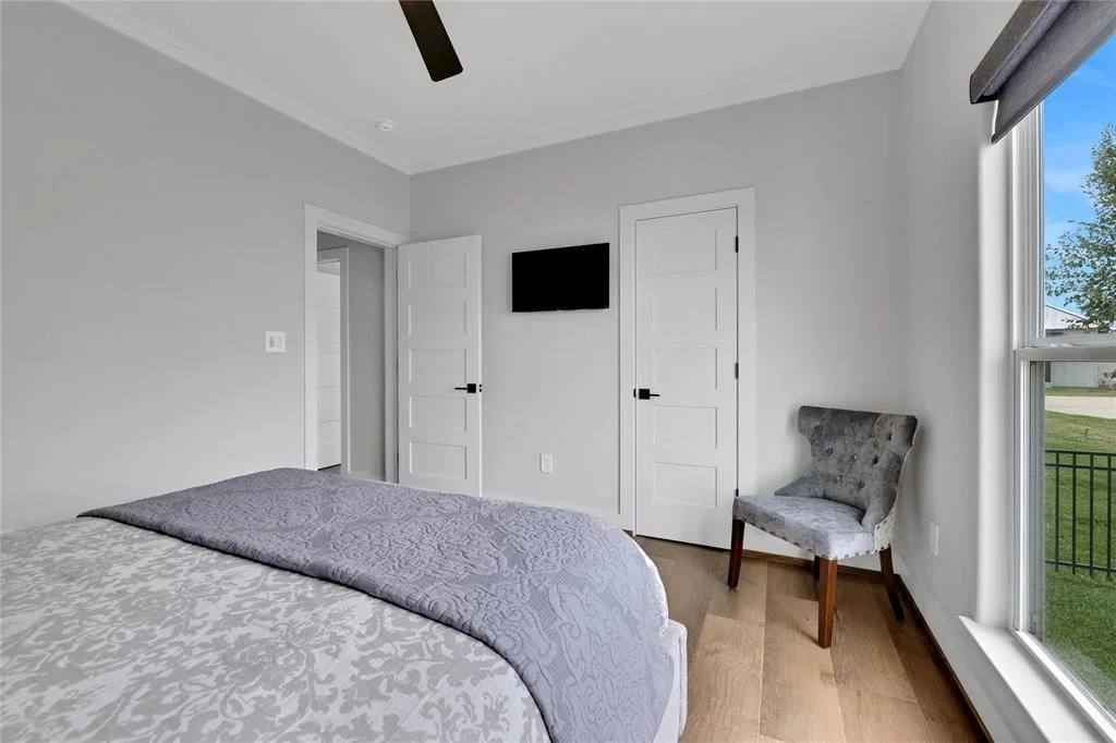 Photo of 110 Penguin Point