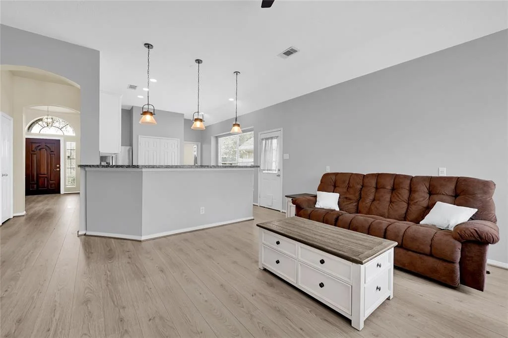 Photo of 4414 Plum Forest Road