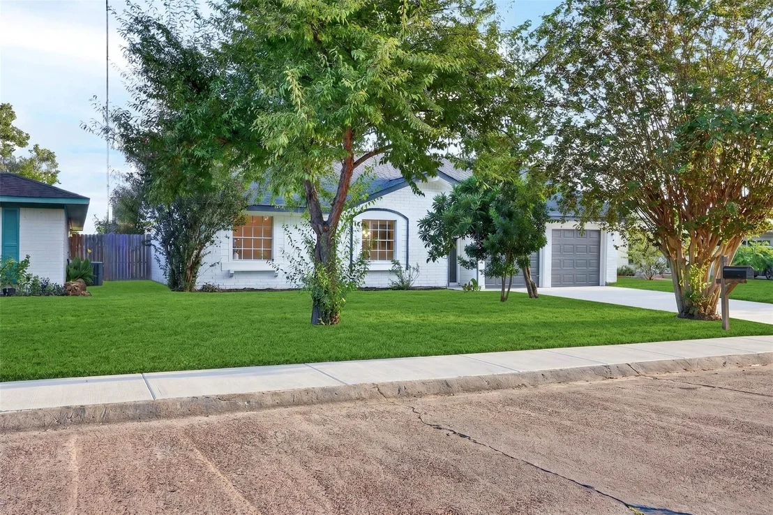 Photo of 12026 Sela Lane