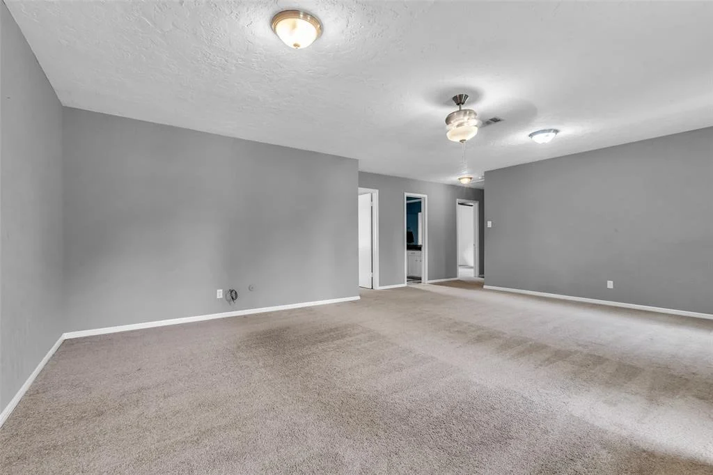 Photo of 8115 Winding Oak Lane