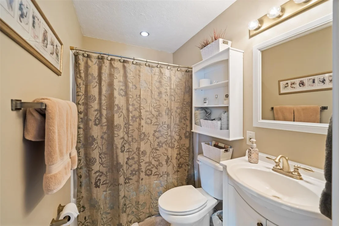 Photo of 715 Orleans Court
