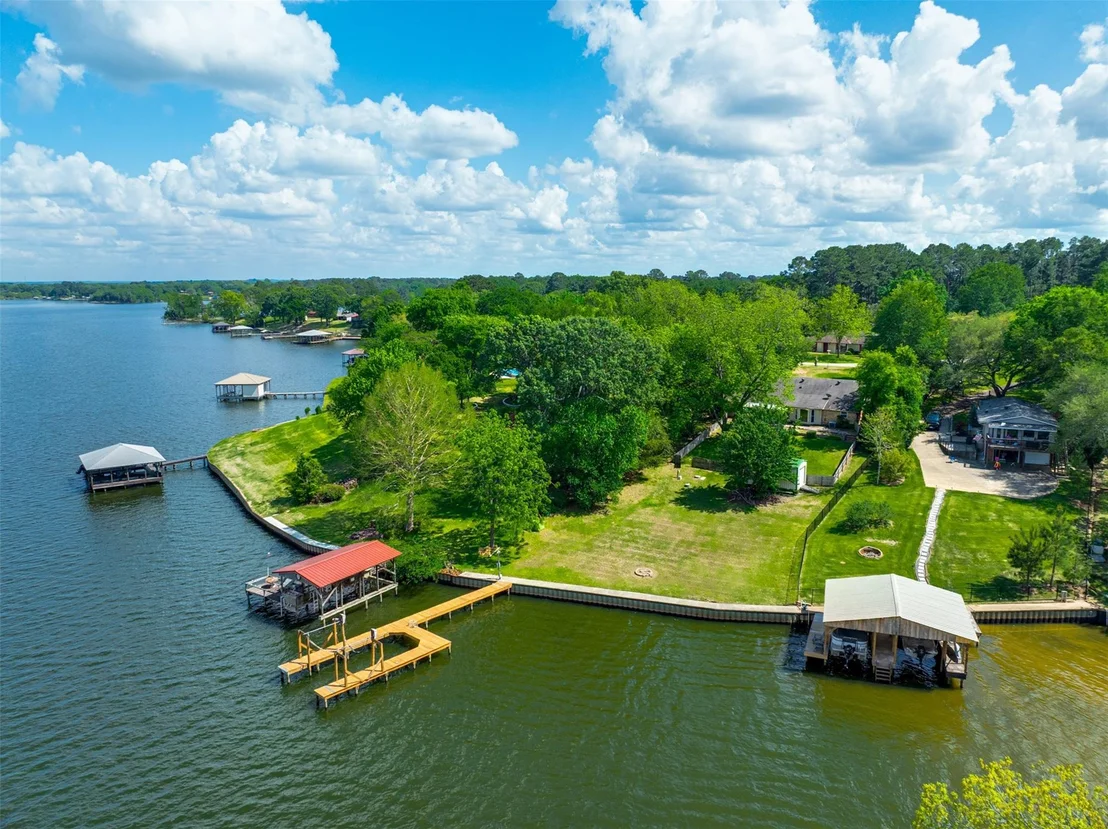 Photo of 23340 Three Points Drive