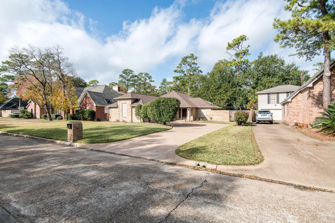 Photo of 7914 King Arthur Court