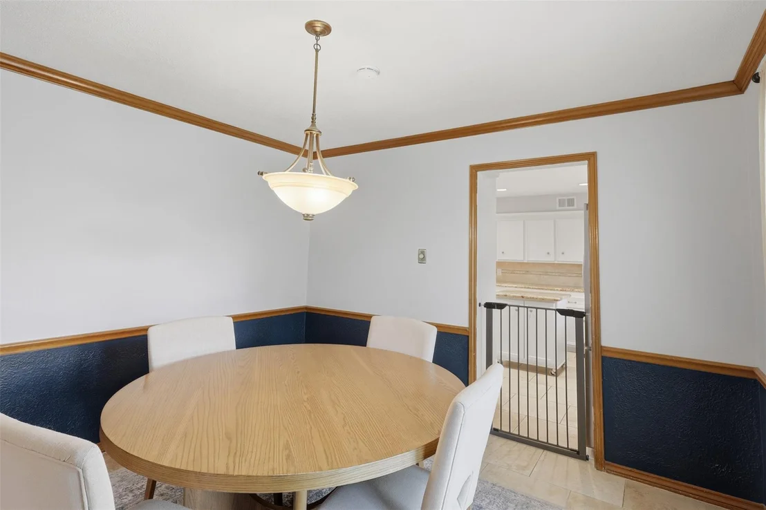 Photo of 19803 Oak Briar Drive