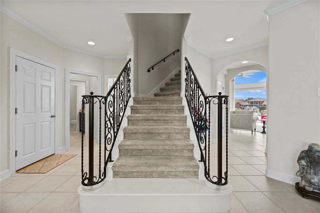 Photo of 18919 Crescent Bay Drive