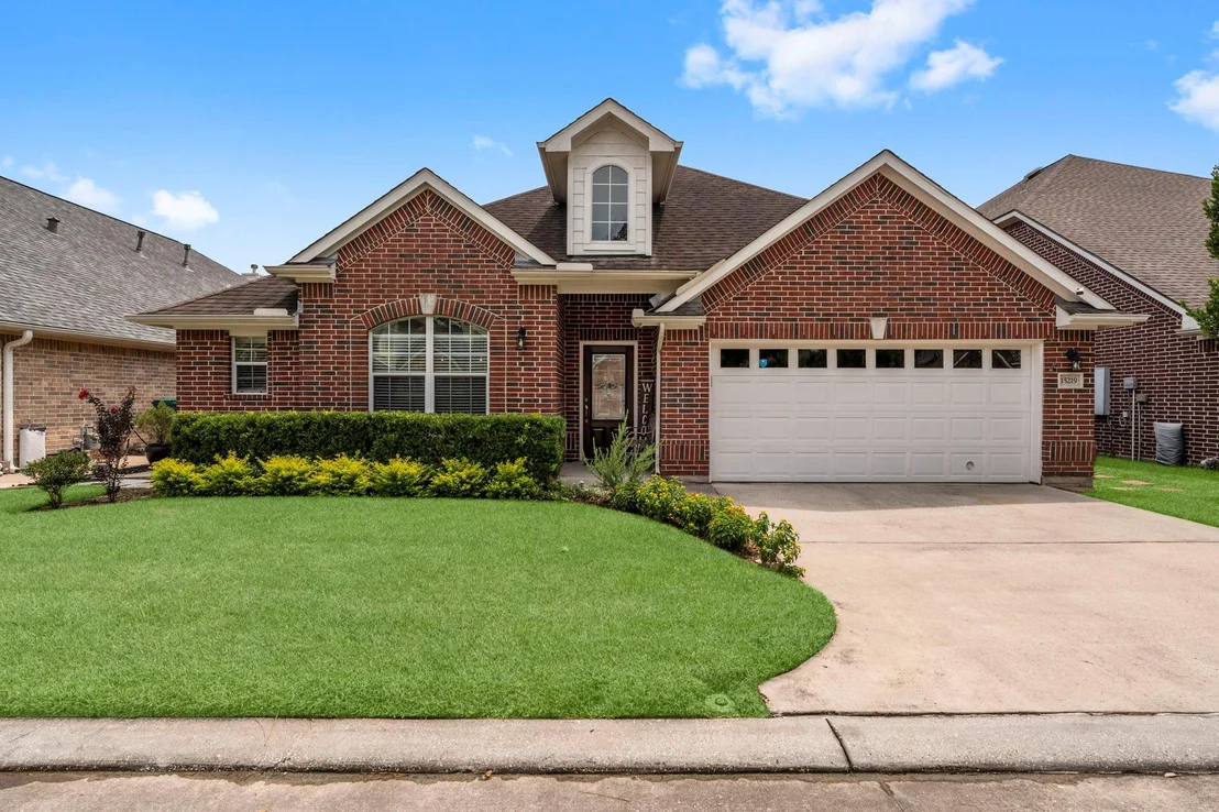 Photo of 15219 Scenic Forest Drive