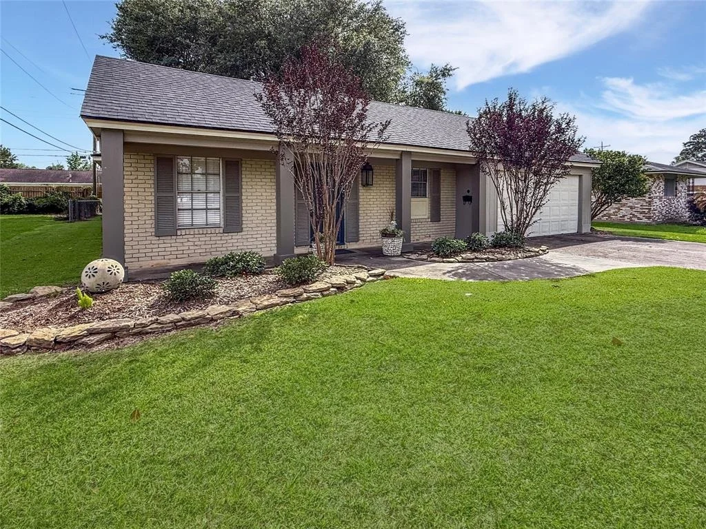 Photo of 6215 Westgate Drive