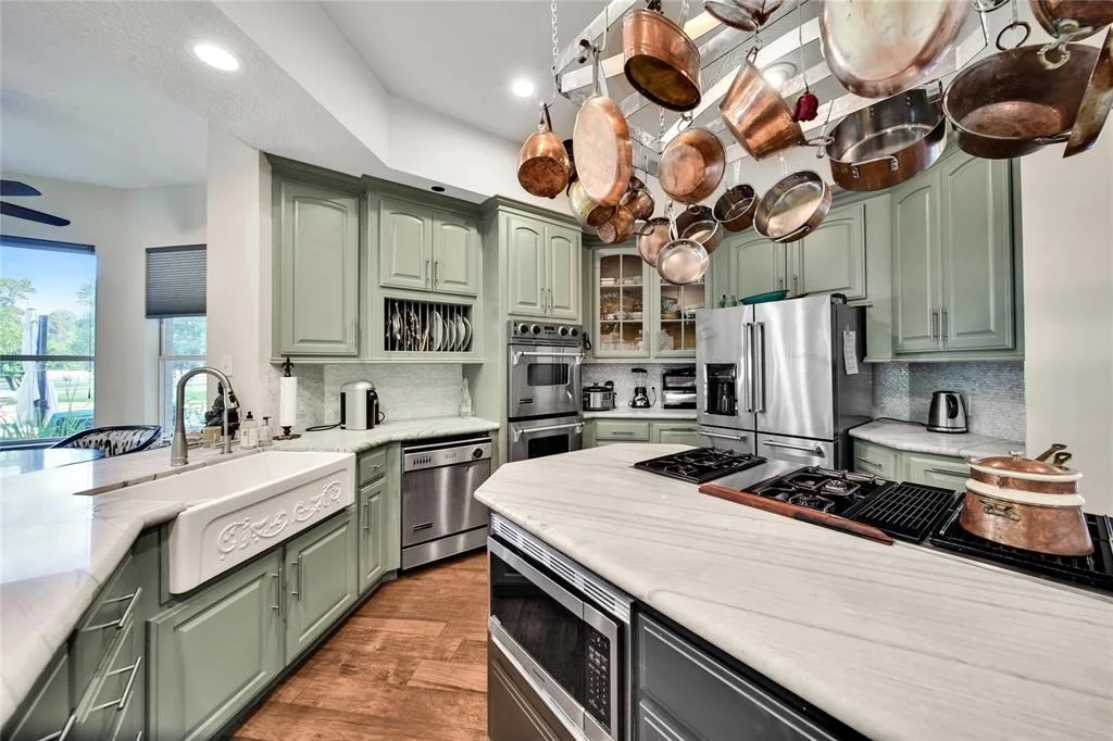 Photo of 39602 Lago Drive