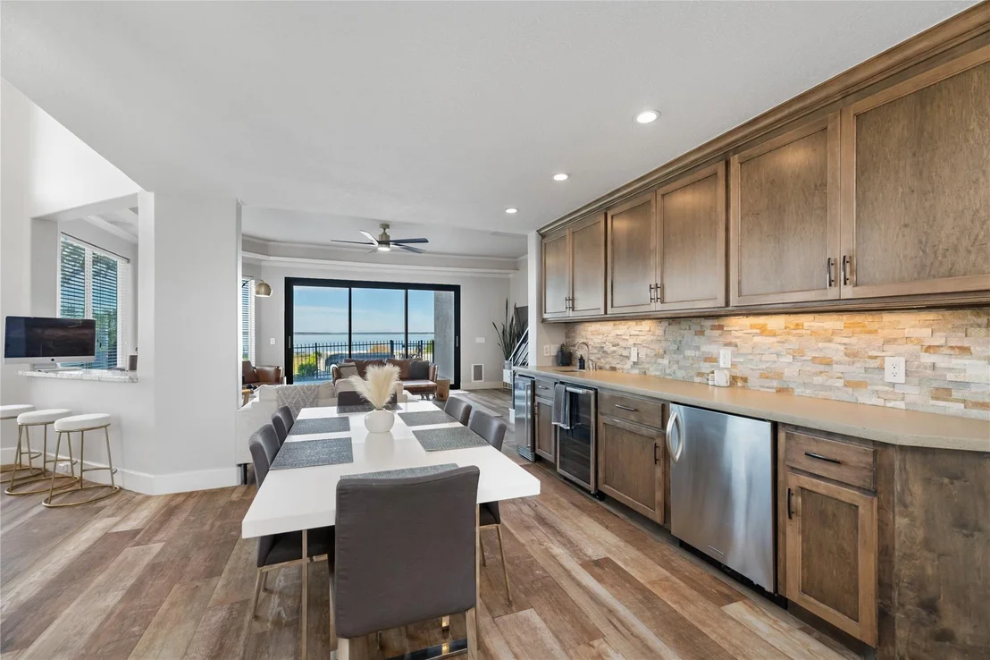 Photo of 11706 Edgewater Court