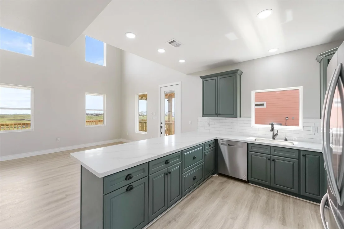Photo of 234 Bay Avenue