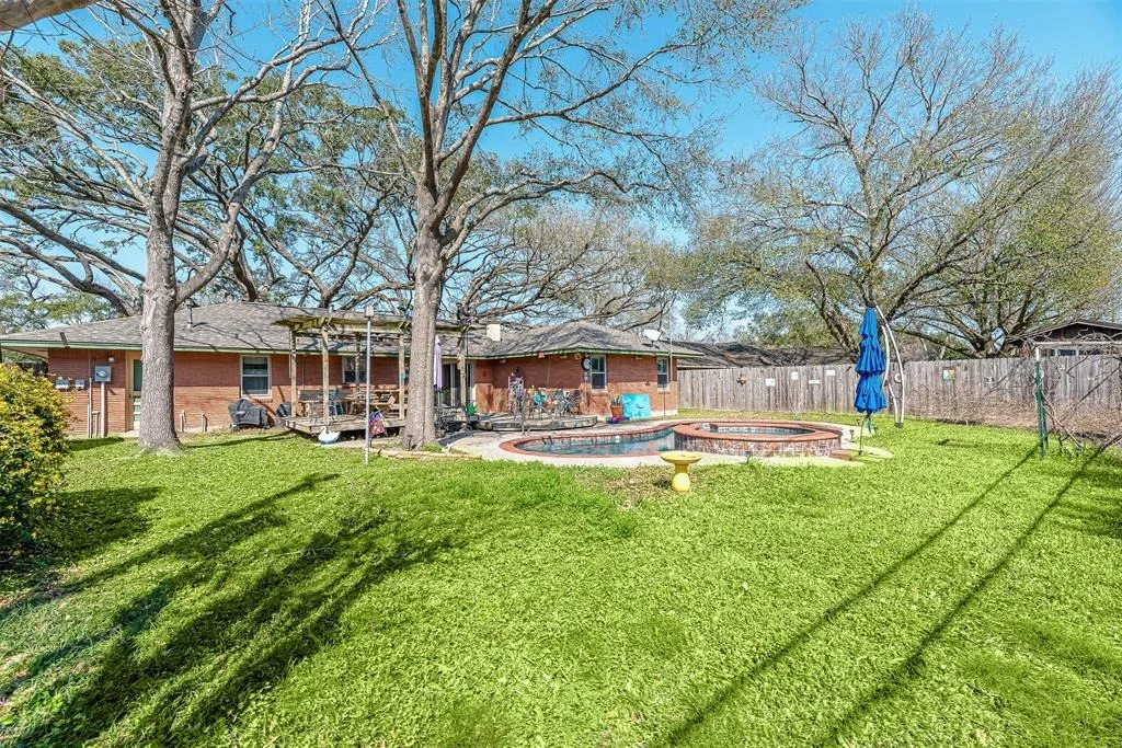 Photo of 8927 Greiner Drive