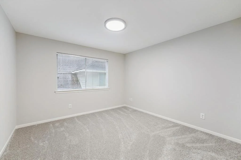 Photo of 38 E Knightsbridge Drive