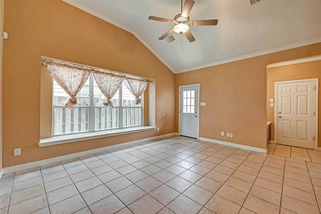 Photo of 7130 Pavilion Drive