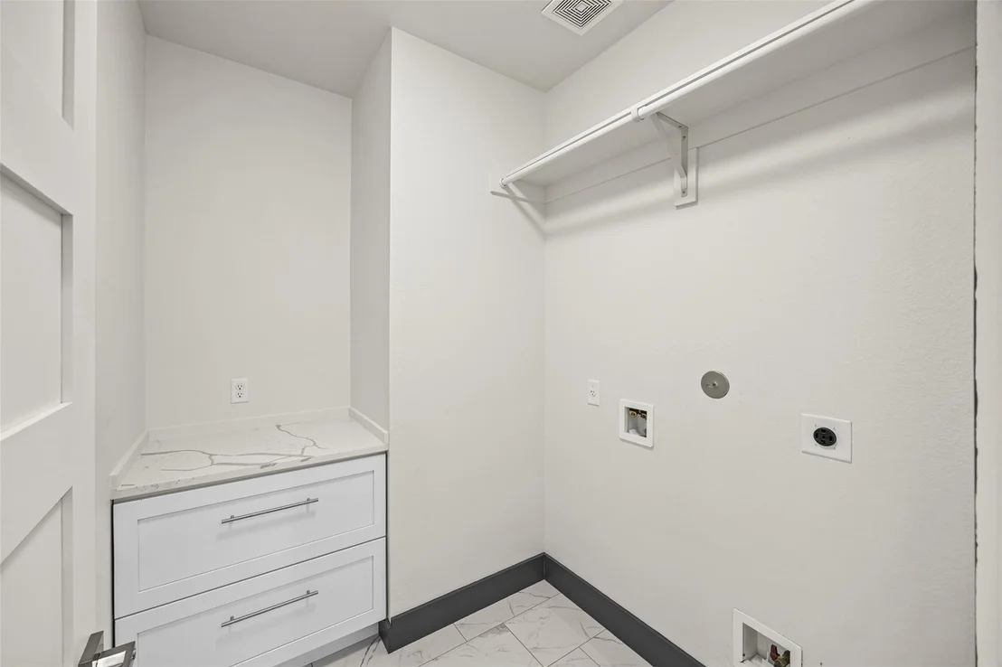 Photo of 87 Lakeway Ct Court