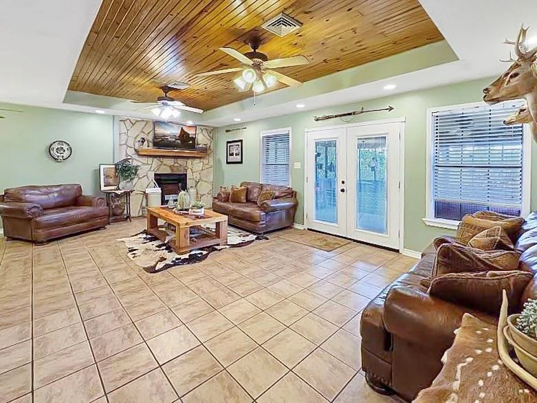 Photo of 341 Red Wolf Lane