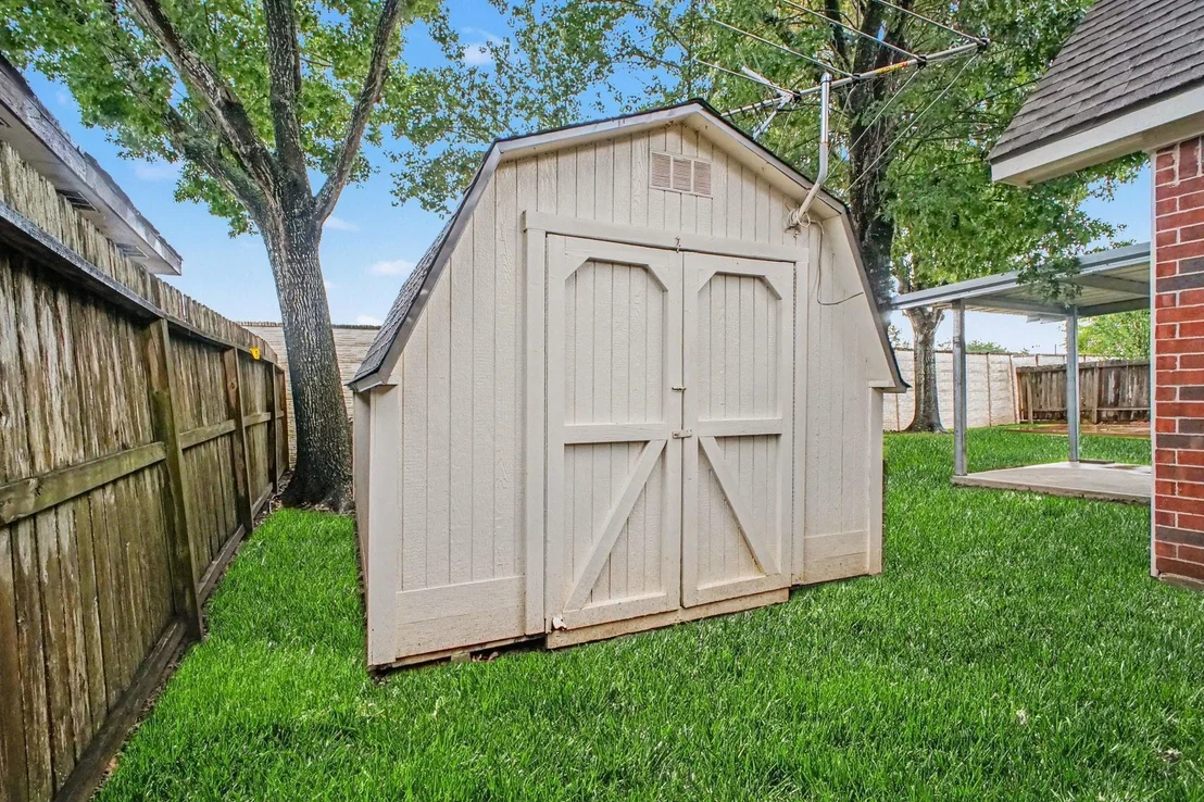 Photo of 3234 Lee Circle
