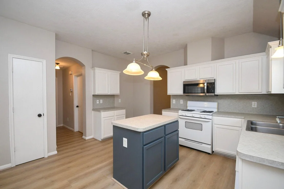 Photo of 3406 Rainmill Drive