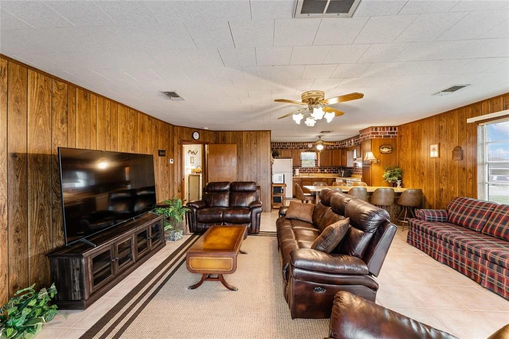 Photo of 410 Palm Drive