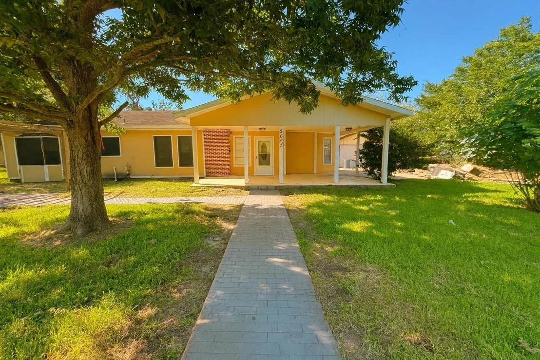 Photo of 2605 Pecan Street