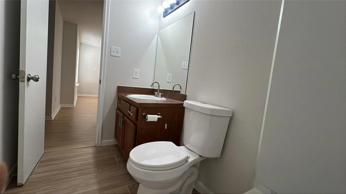 Photo of 6411 Halstead Meadows Cir