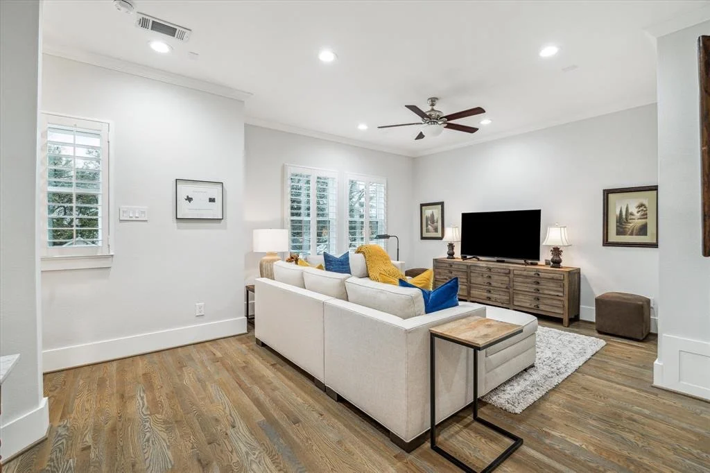 Photo of 1810 Chantilly Lane
