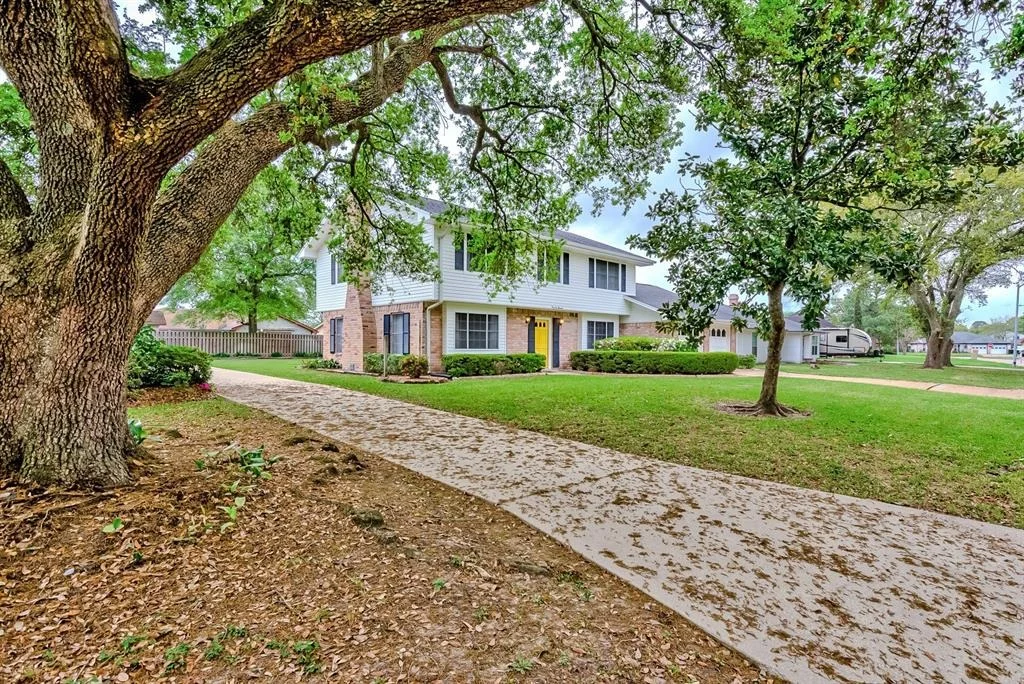 Photo of 4100 Willow Bend Lane