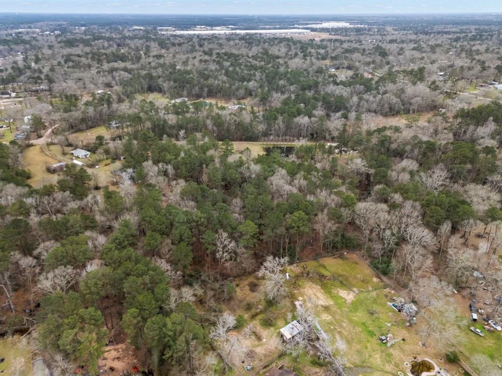 Photo of 17422 Woods Drive