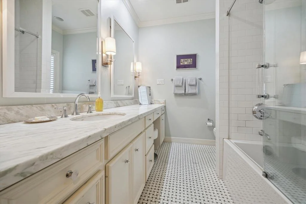 Photo of 3428 Wickersham Lane
