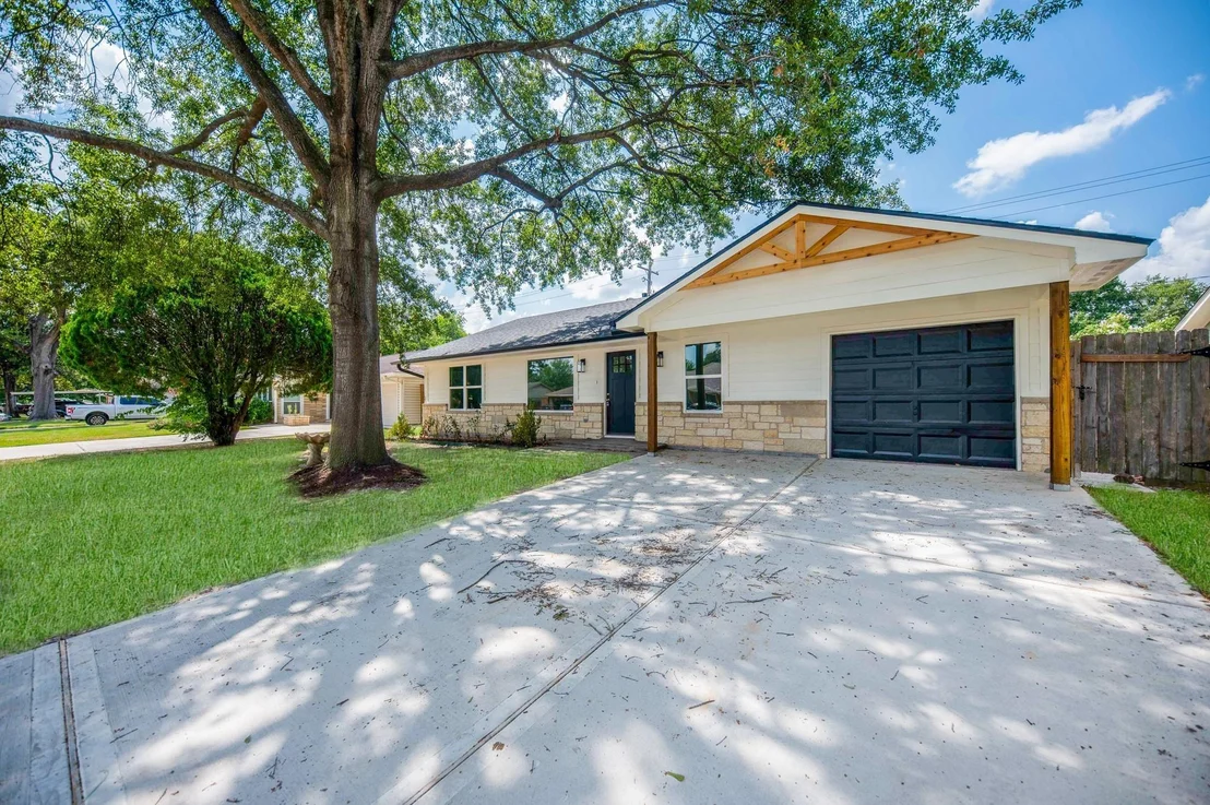 Photo of 5221 Libbey Lane