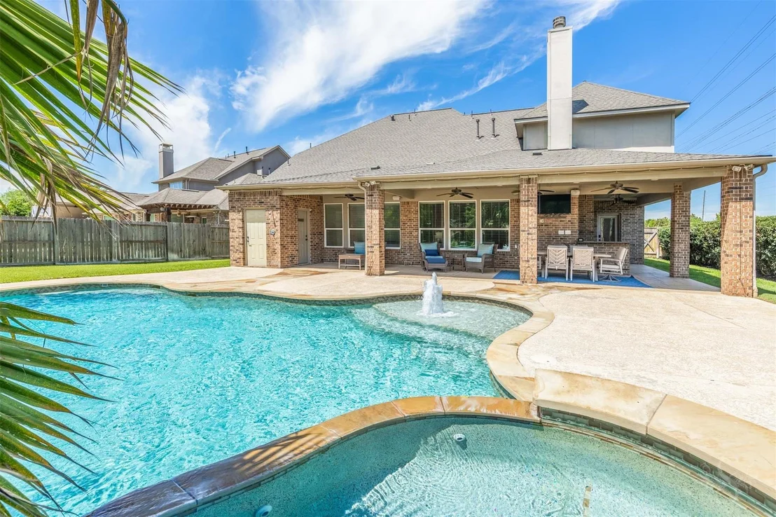 Photo of 28003 Nobbe Hollow Drive