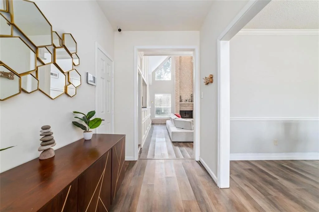 Photo of 6231 Oak Pass Drive