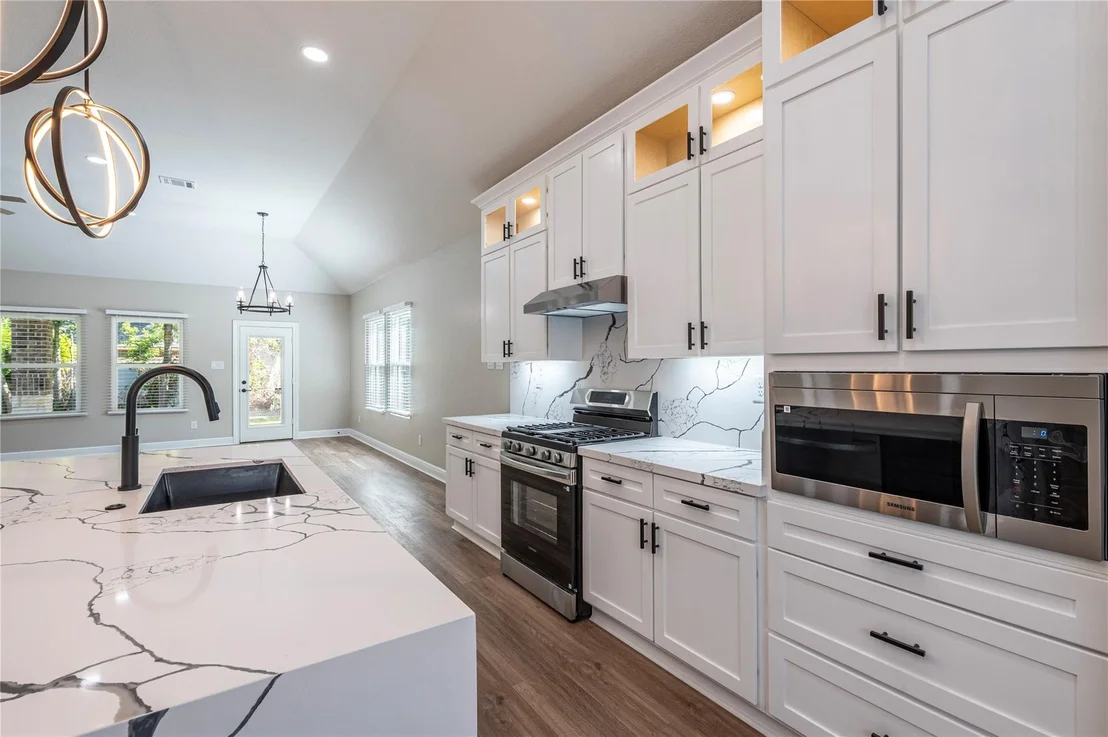Photo of 8133 Wetherby Lane