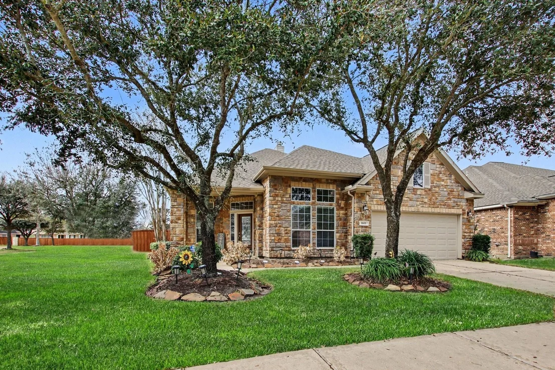 Photo of 9303 Lake Texoma Circle