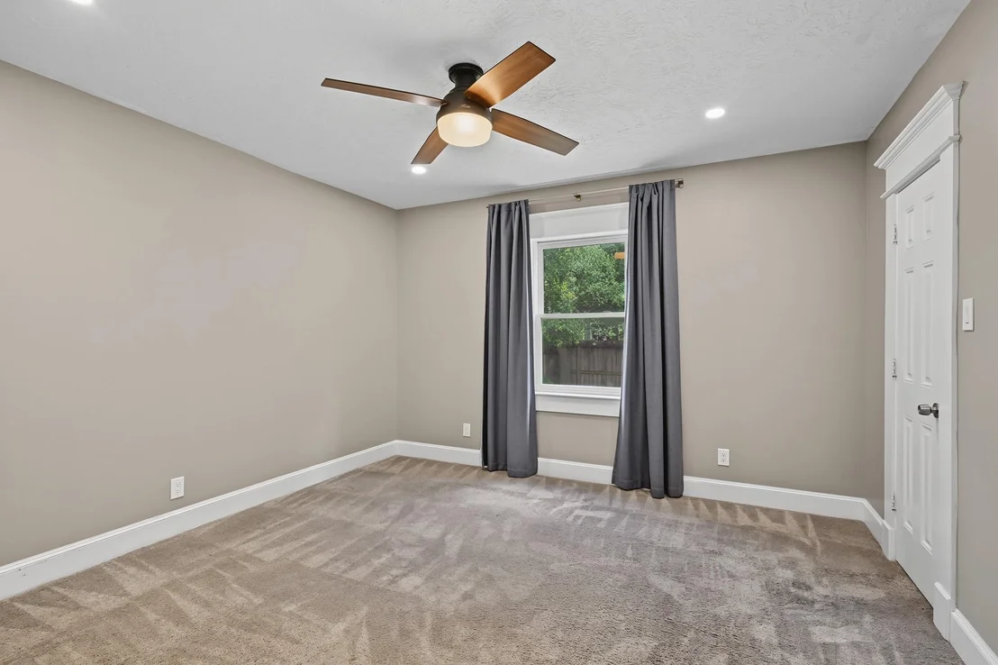 Photo of 1721 Airline Drive