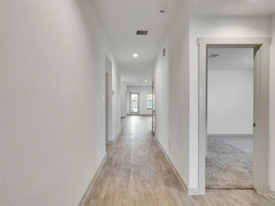 Photo of 818 Betsy Hill Drive