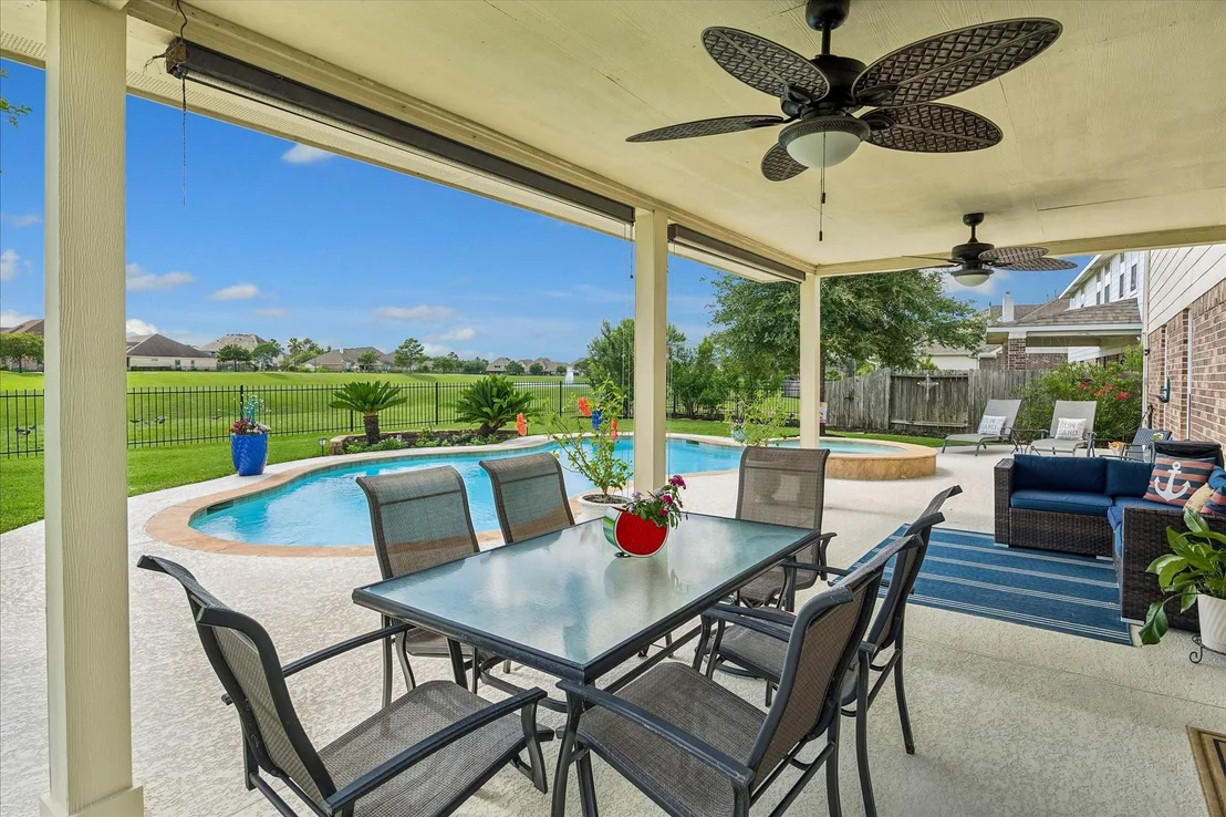 Photo of 14307 Lakepointe Bend Lane