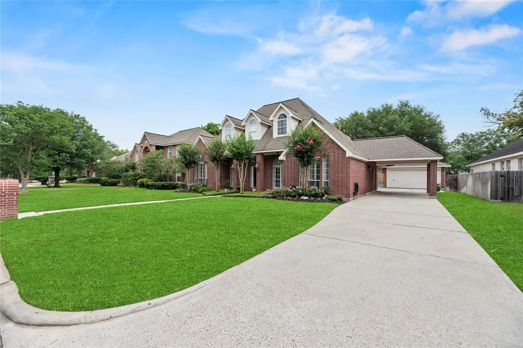 Photo of 18818 Cypress Chateau Drive