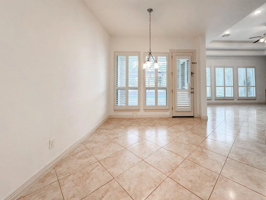 Photo of 14 Spincaster Dr