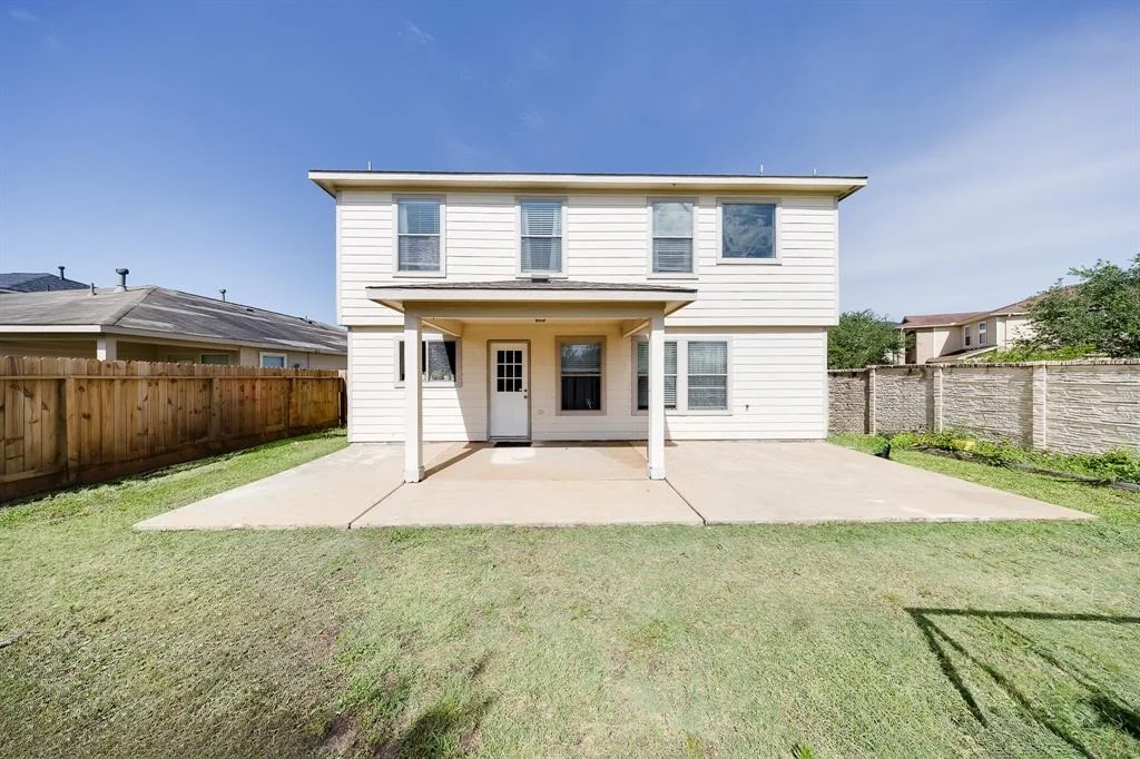 Photo of 8106 Sweetstone Bluff Lane