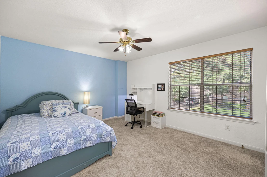 Photo of 202 W Misty Dawn Drive