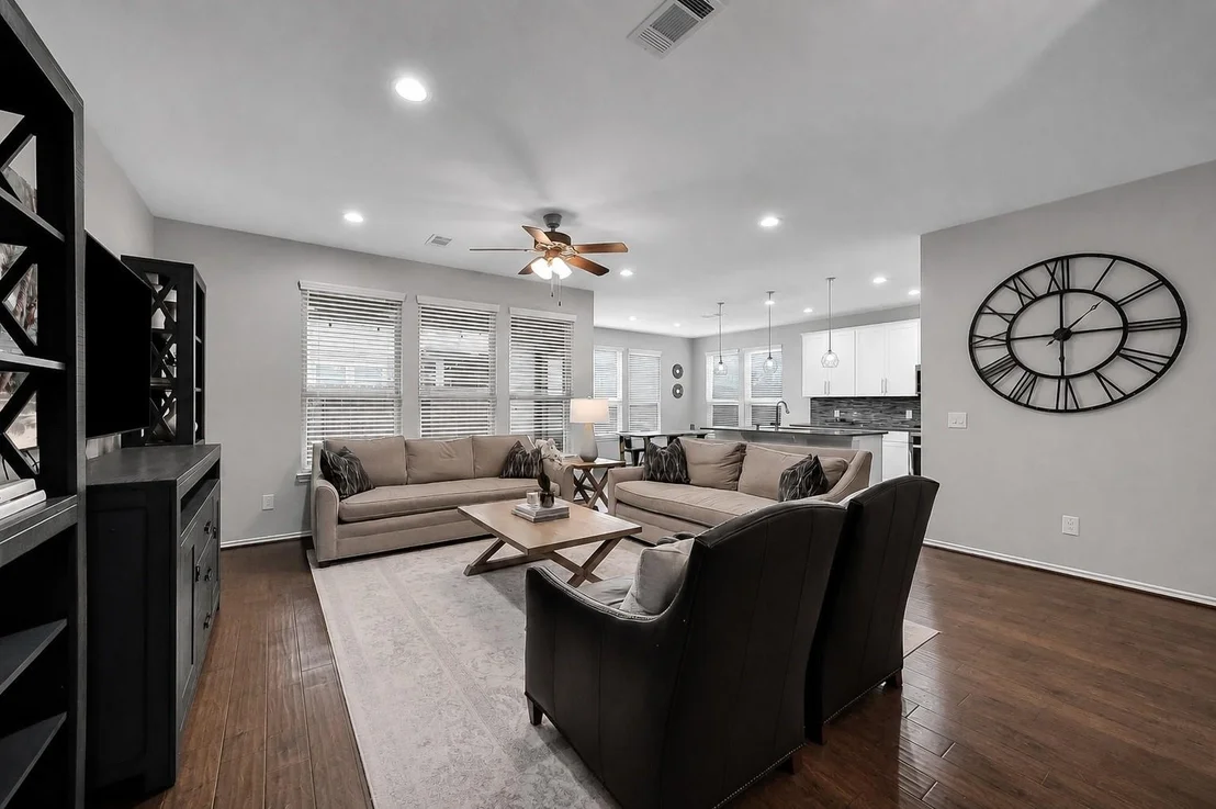 Photo of 1910 Barrel Oak Drive