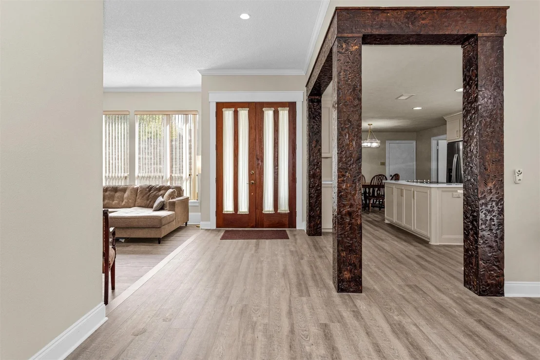 Photo of 2230 Foreland Drive