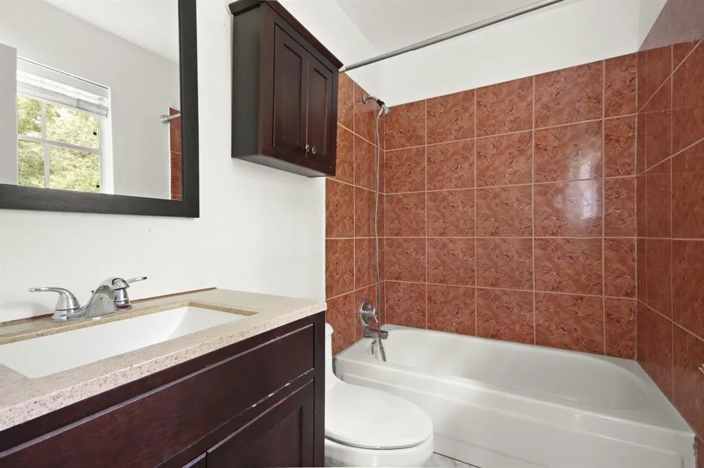 Photo of 2211 Willow Point Drive