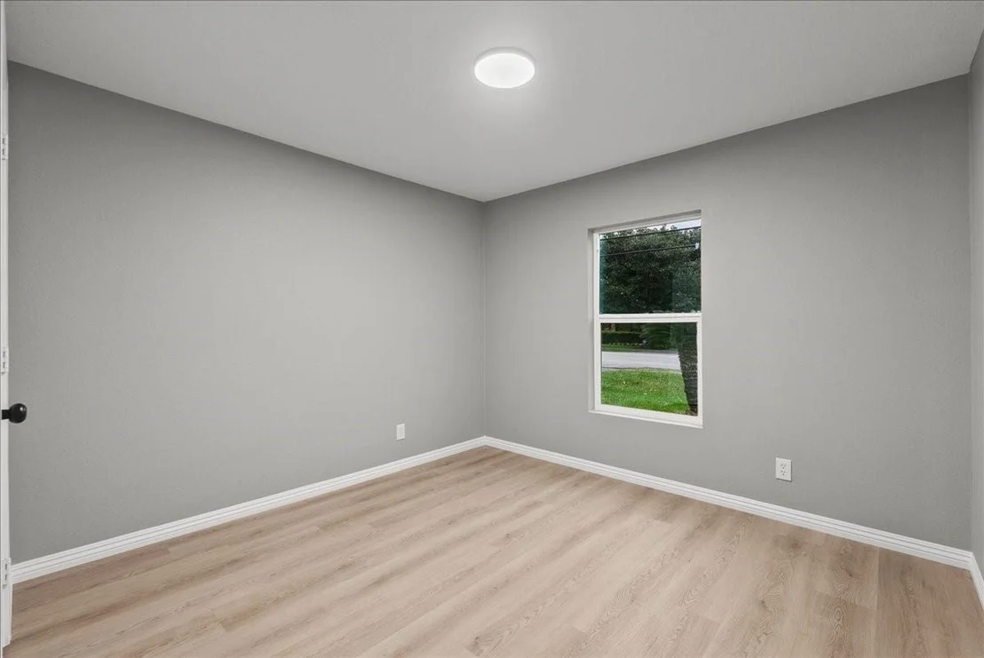 Photo of 123 Lake Road