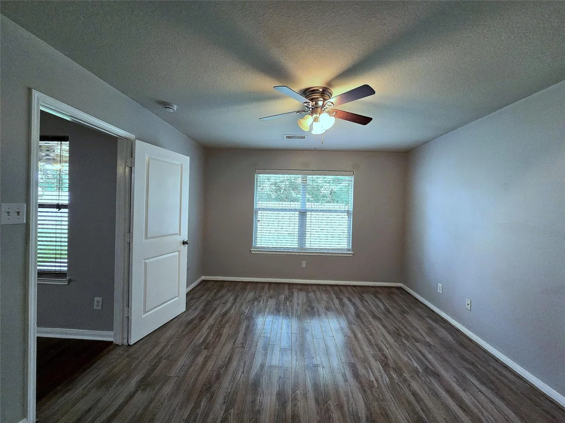 Photo of 10320 Stone Gate Drive