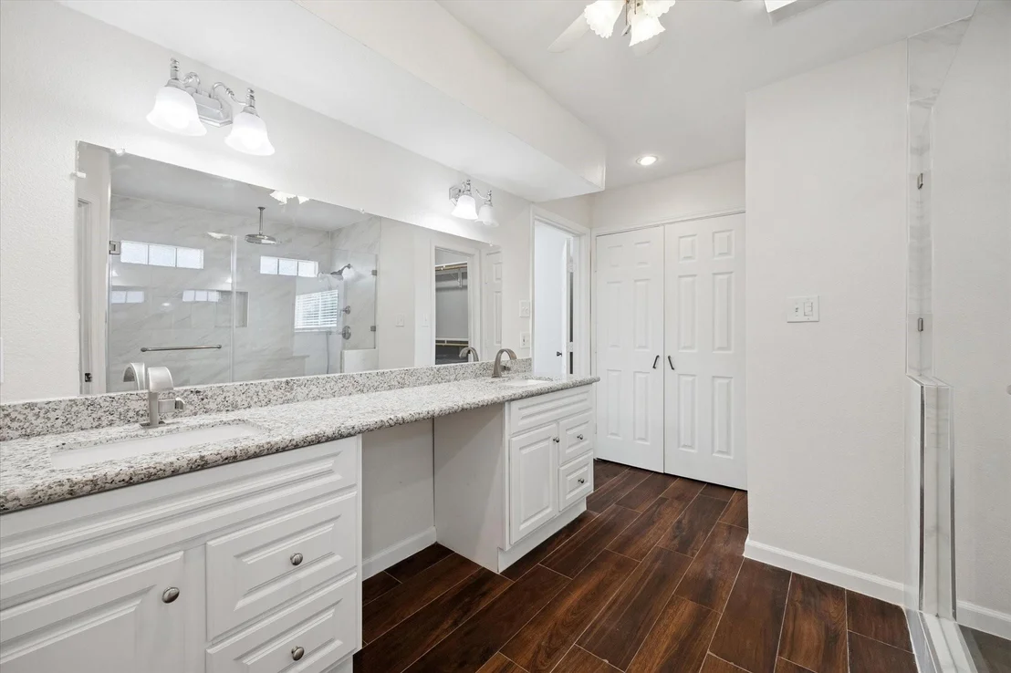Photo of 727 Langwood Drive