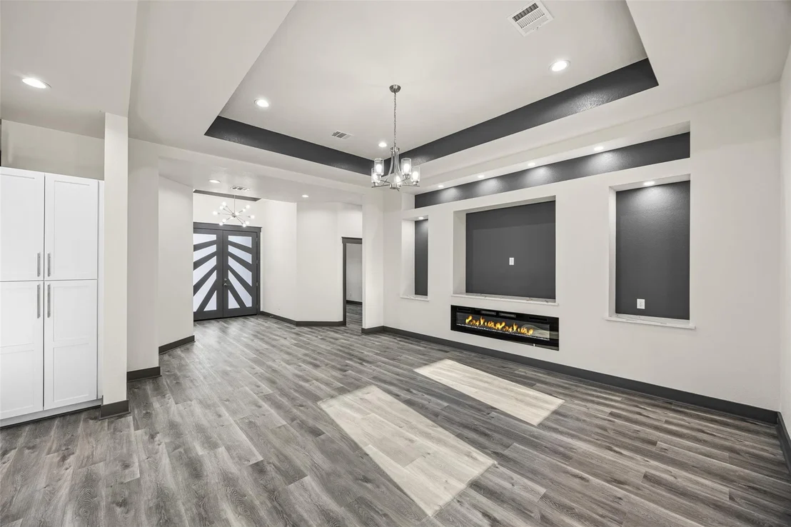 Photo of 87 Lakeway Ct Court